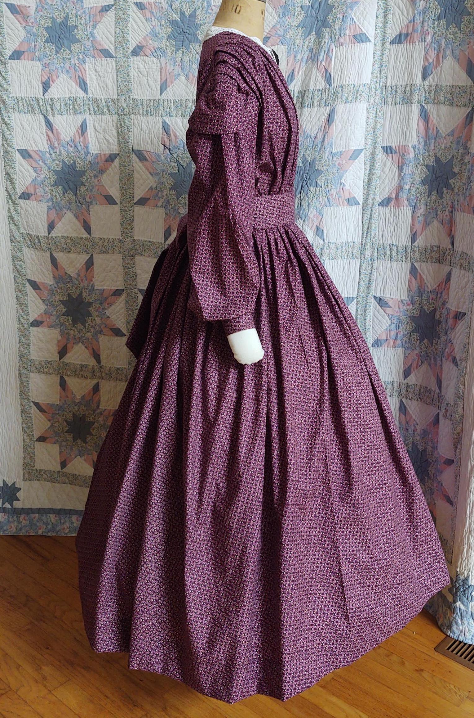 BASIC Civil War Era Dress / Day Wrapper in Calico Print, camp, work or day dress, Victorian, Pioneer, Historical, 19th Century