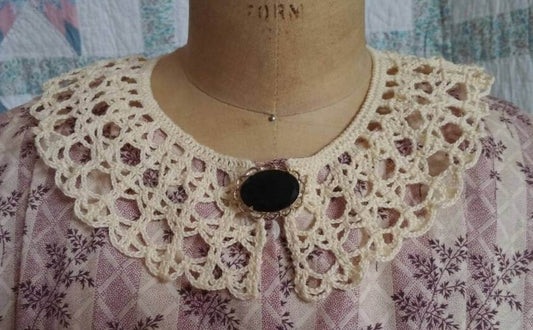 Handmade Crocheted Cream Cotton Collar