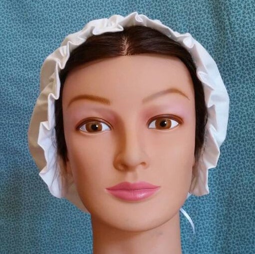 White Cotton Round Cap - Day cap - Mob cap - colonial, revolutionary, regency or civil war