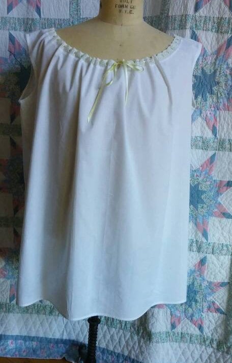 PLUS SIZE Underpinning Set - Chemise and Drawers