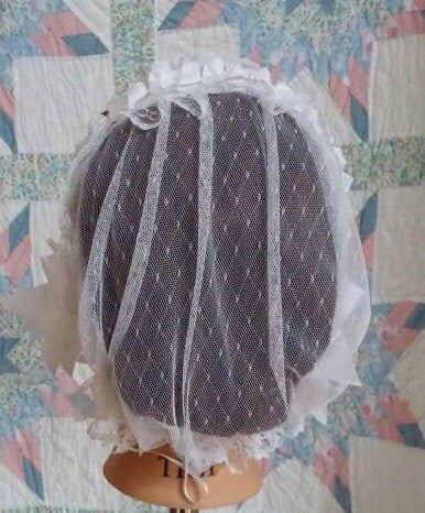 WHITE WHITE WHITE Ribboned Lacy Daycap