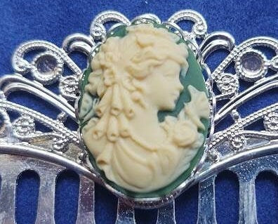 Pair of Green Cameo on Silver Filigree Hair Combs, 19th Century Hair Accessory, Victorian, Prom, Evening, Prom, Bridal