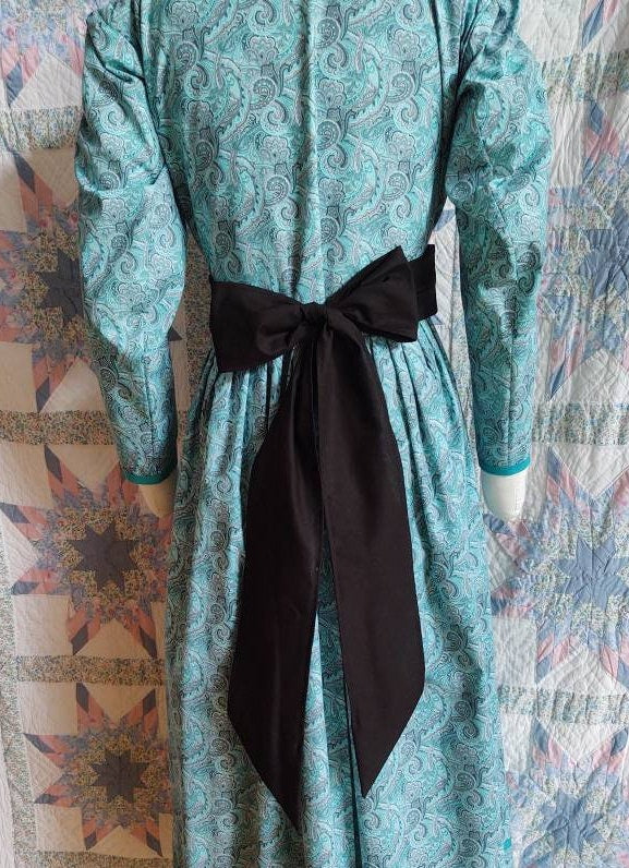 Plain Velvet Medici Belt- Double Pointed - 9 COLORS ,Civil War, 19th Century Victorian, Cummerbund, Sash Belt