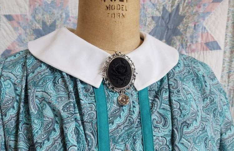 Square Cotton Collar - 100% cotton - detachable, Victorian, 19th Century,