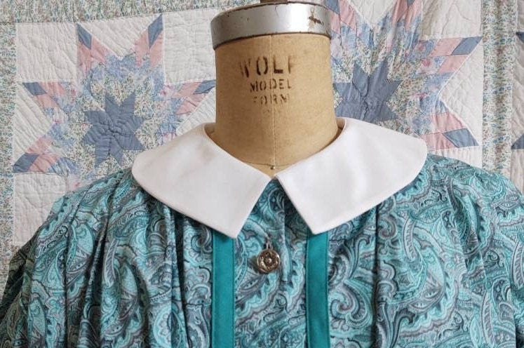 Square Cotton Collar - 100% cotton - detachable, Victorian, 19th Century,