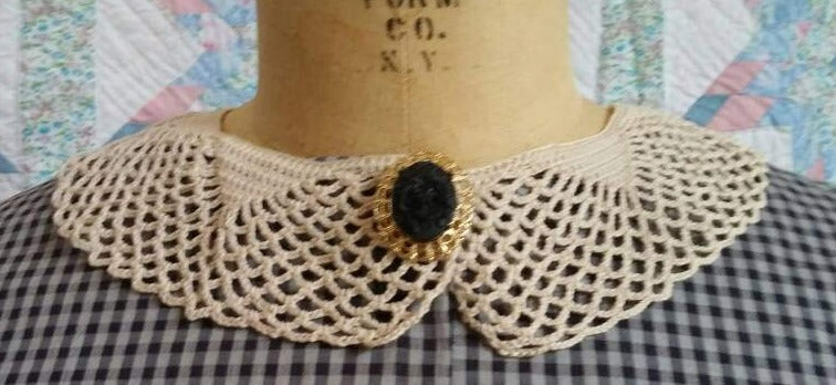 Handmade Crocheted Cream Cotton Collar