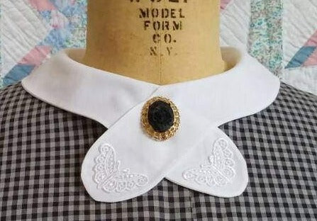 White cotton Crossover Collar
