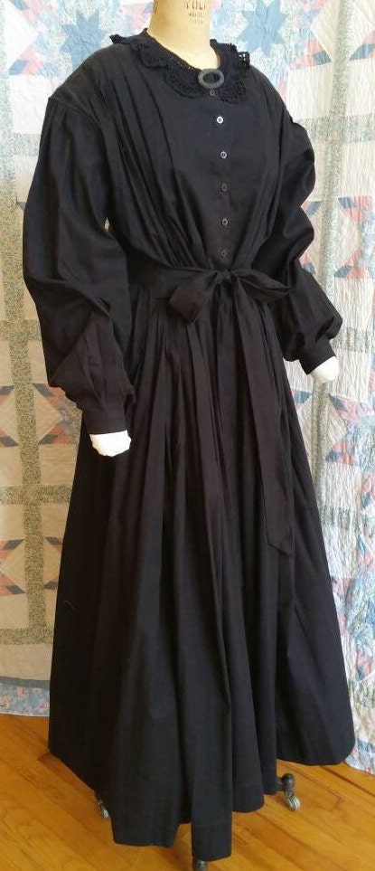 Black Civil War Era Dress / Day Wrapper - Mourning - camp or work dress - Nurse