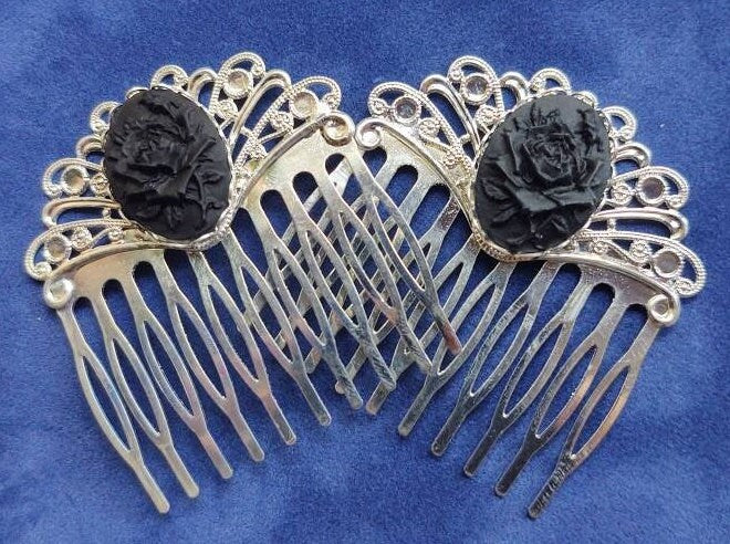 Pair of Black Rose Cameo on Silver Filigree Hair Combs, 19th Century Hair Accessory, Victorian, Prom, Evening, Prom, Bridal