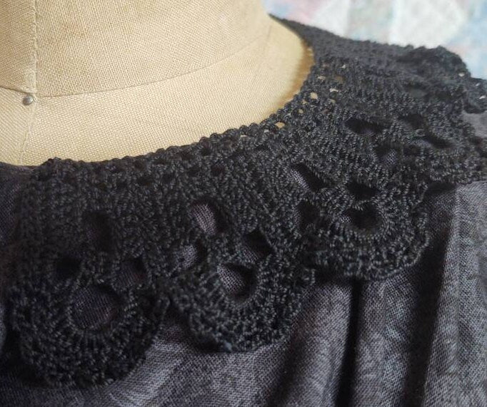 Lady's Crocheted Cotton Collar Made from 1860's pattern -Choice of 3 colors, New, Handmade, detachable, 19th Century, Victorian, Made in USA